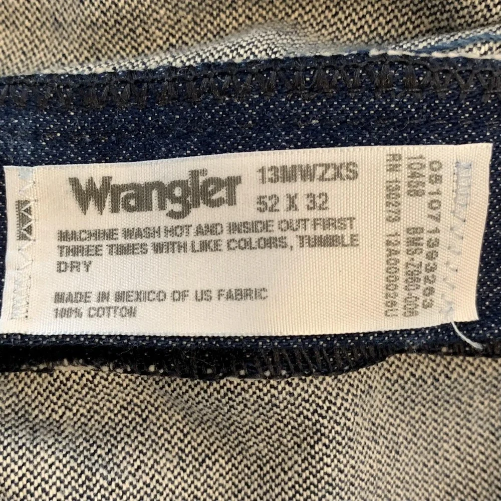 Wrangler Jeans Mens 52x32 Classic Fit 13MWZ Cowboy Western Denim Straight Leg - Picture 2 of 9
